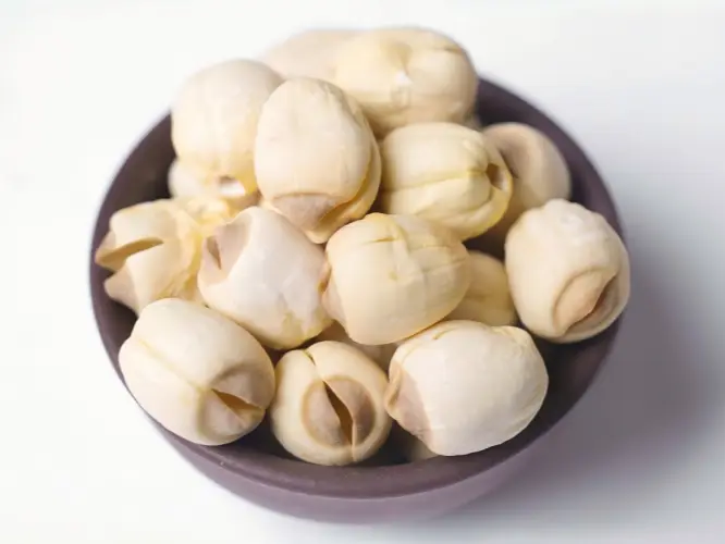 Gvider - Handmade Cored White Dried Lotus Seeds